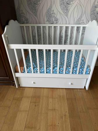 Продам кроватку