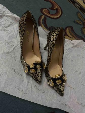 Женские туфли