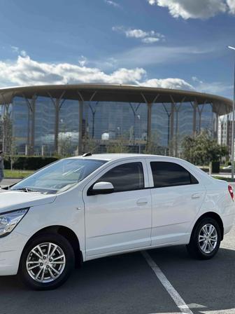 Chevrolet Cobalt на прокат без водителя