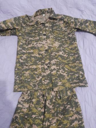 Продам форму камуфляж.