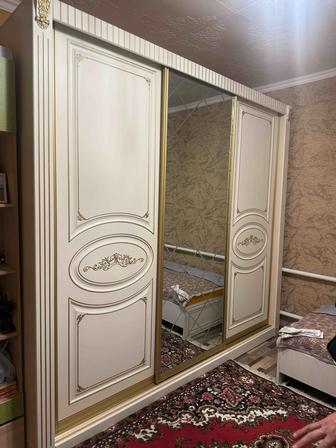 Продам шкаф