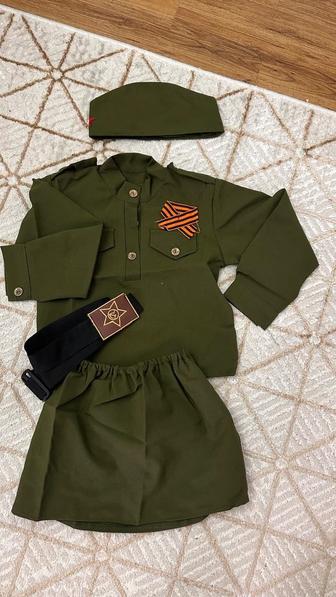 Военный костюм