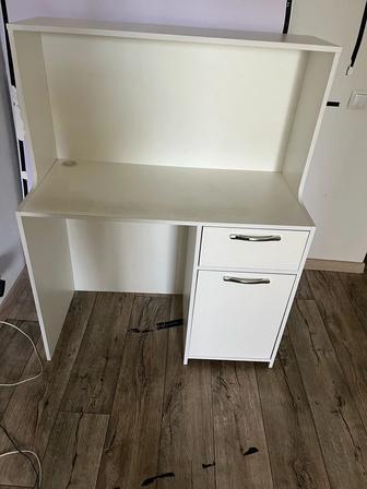 Продам кассовую стойку