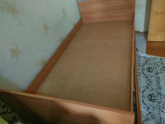 Продам кровать
