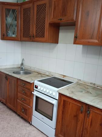 Кухонный гарнитур с варочный плиткой