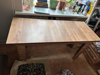 Деревянный стол 150 см х 60 см