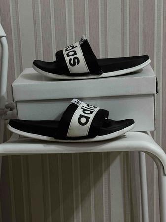 Adidas шлепанцы (40)