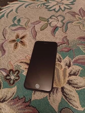 iPhone 8 продам