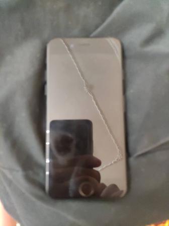iphone 7 , 32 Гб , 100% (акум менялся один раз)