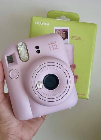 Фотокамера моментальной печати Fujifilm instax mini 12 розовый