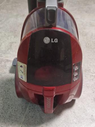 Продам пылесос LG