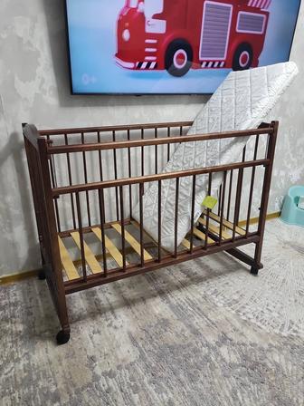 Продам кровать