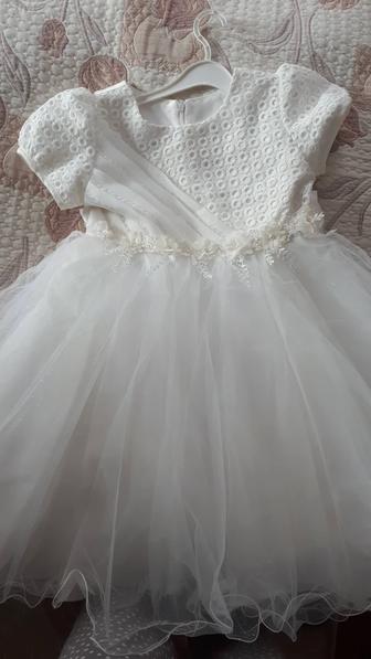 Нарядное платье