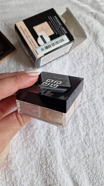 Пудра GIVENCHY Prisme Libre, Travel Size, рассыпчатая, 02 Satin blanc