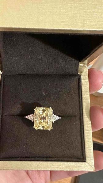 Продам кольцо