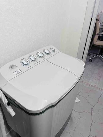 Продам полуавтоматическую машинку.