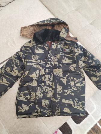 Срочно продам куртку новая