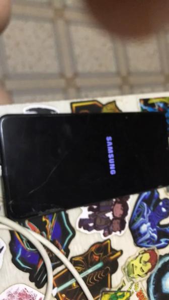 Продам телефон