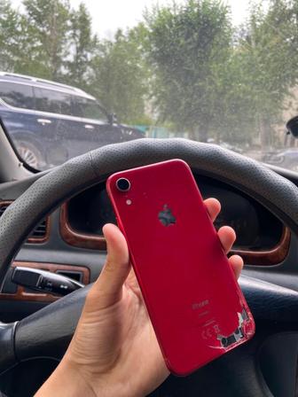 Продам срочно iPhone XR 64GB