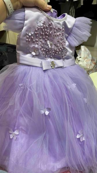 Продам платья детские