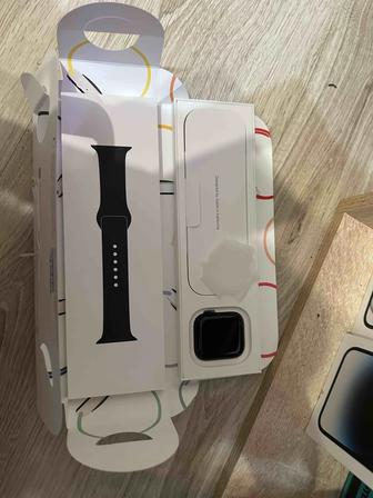 Продам Apple Watch  2024 44mm