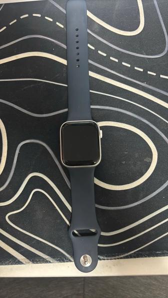Продаю apple watch