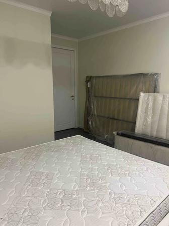 Продаю новую 2-х спальную кровать, размером 160х200 см вместе с матрасем.
