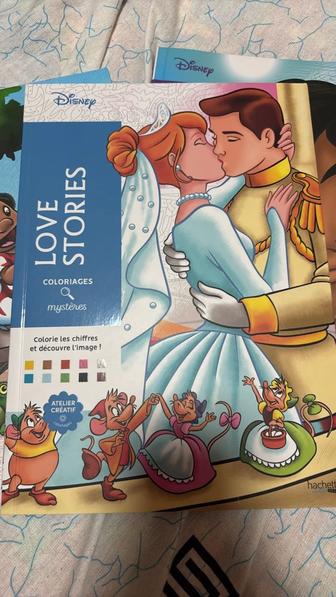 Раскраска Disney Hachette Love Stories
