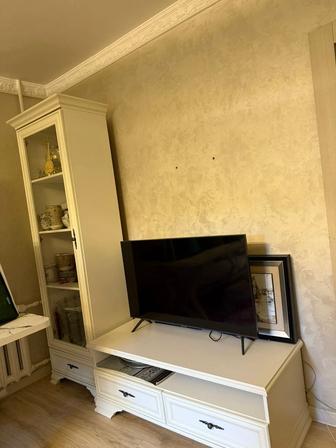 Продаются два стильных шкафа в классическом дизайне