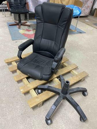Продам офисное кресло