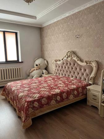 Спальная кровать