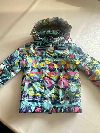 Зимняя куртка, сапоги, шапка