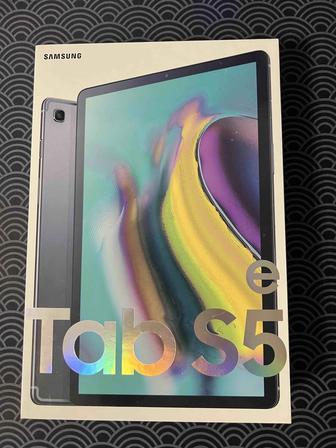 Планшет Samsung Galaxy Tab S5e 10.5 64GB