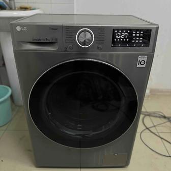 Стиральная машина LG Inverter Direct Drive 7. Состояние идеальная