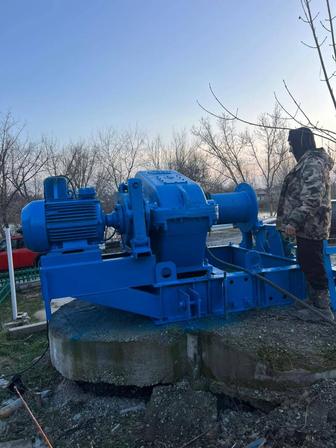 Редукторный лебедка