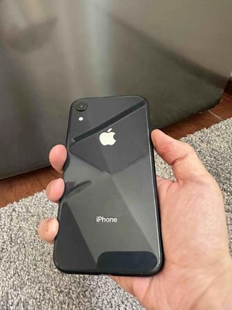 Продам iPhone XR 64gb торг !