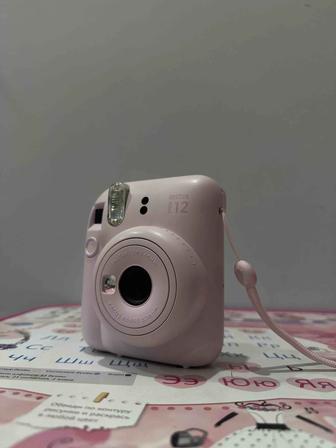 Фотоаппарат Instax mini 12