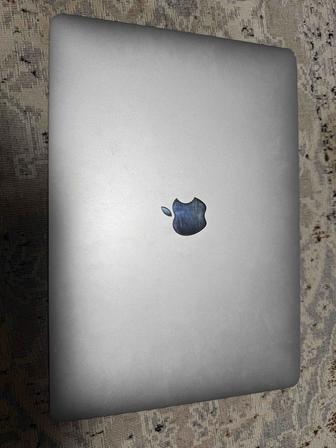 СРОЧНО продаю MacBook Air M1