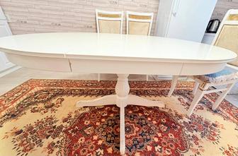 Продам деревянный стол IKEA в разложенном виде 1.5м , а в сложенном 1м.