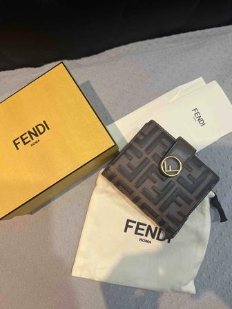 Fendi портмоне