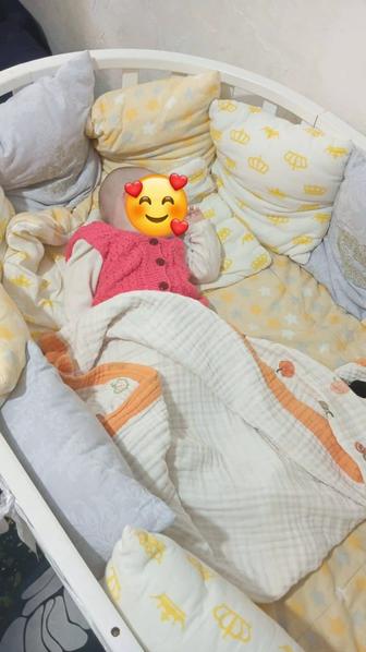 Манеж детский ( матрас, бортик)