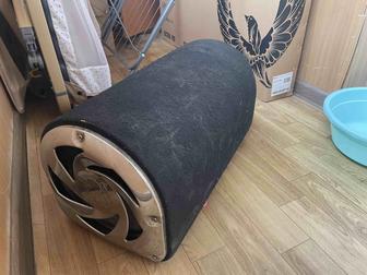 Продается сабсабвуфер с усилителем