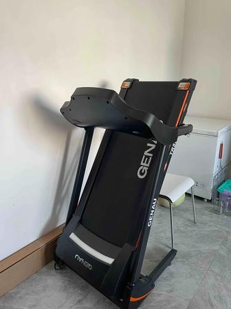 Беговая дорожка Genau TR50