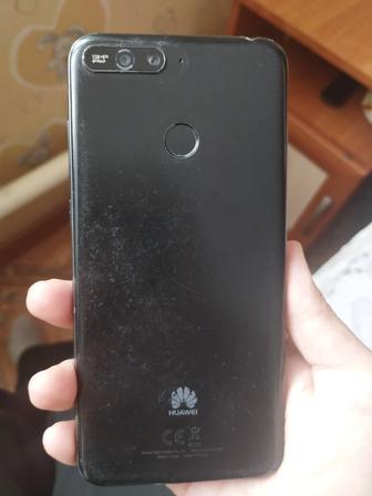 Продаю телефон Huawei не включается на запчасти