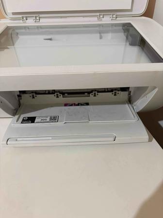 Принтер HP DeskJet 2700 / 2720 (МФУ принтер сканер копир)