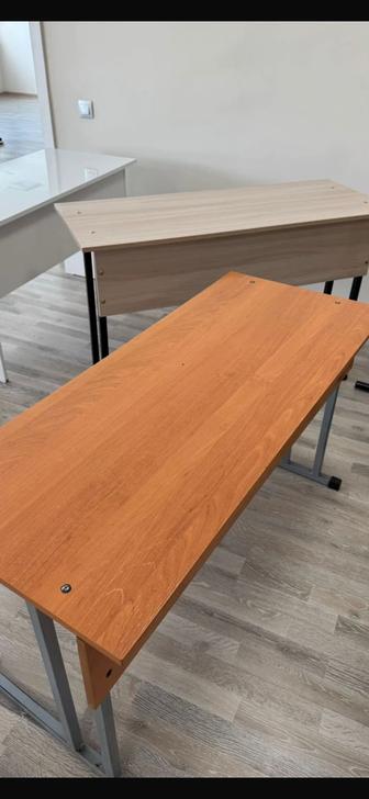 Продам парты б/у