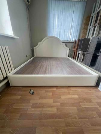 Кровать двухместная