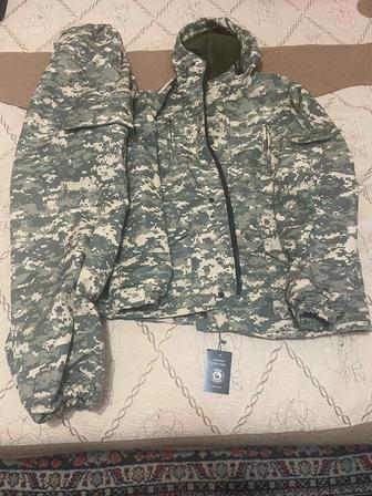 Продам охотничий камуфляжный костюм