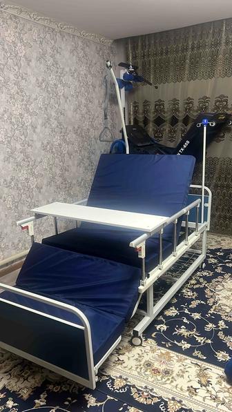 Медицинская кровать