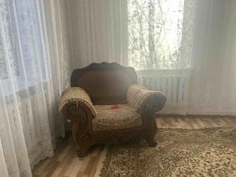 Продается диван с креслами